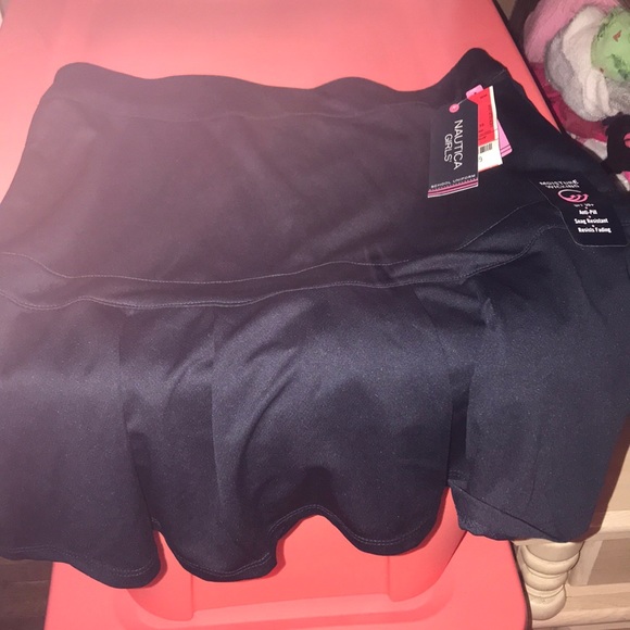 Skirt - Picture 1 of 3